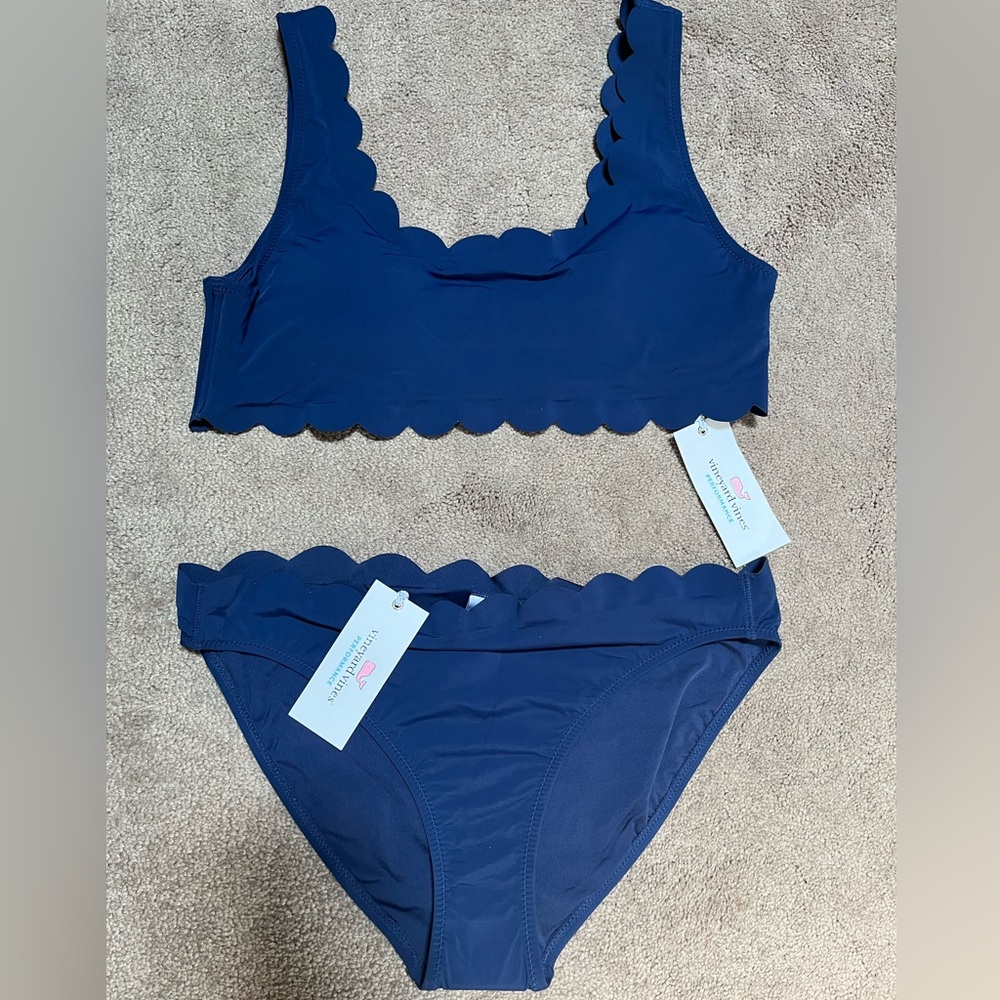 Vineyard Vines Deep Bay Scallop Bikini